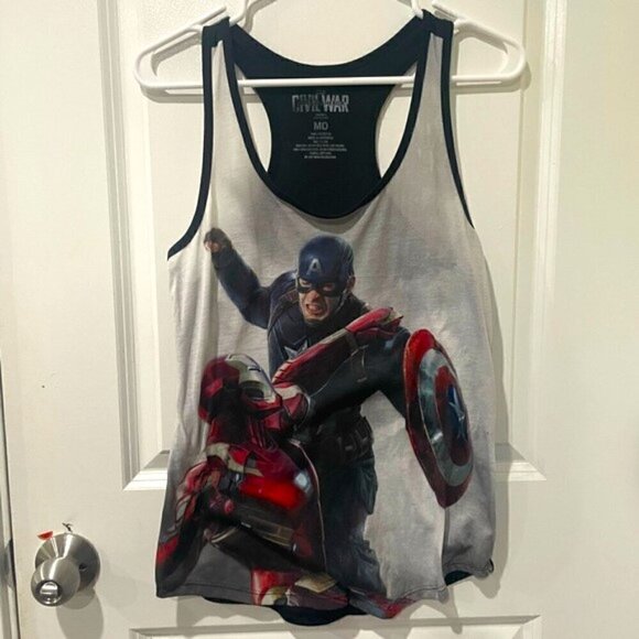Preloved Disney Civil War Tank - Picture 1 of 5